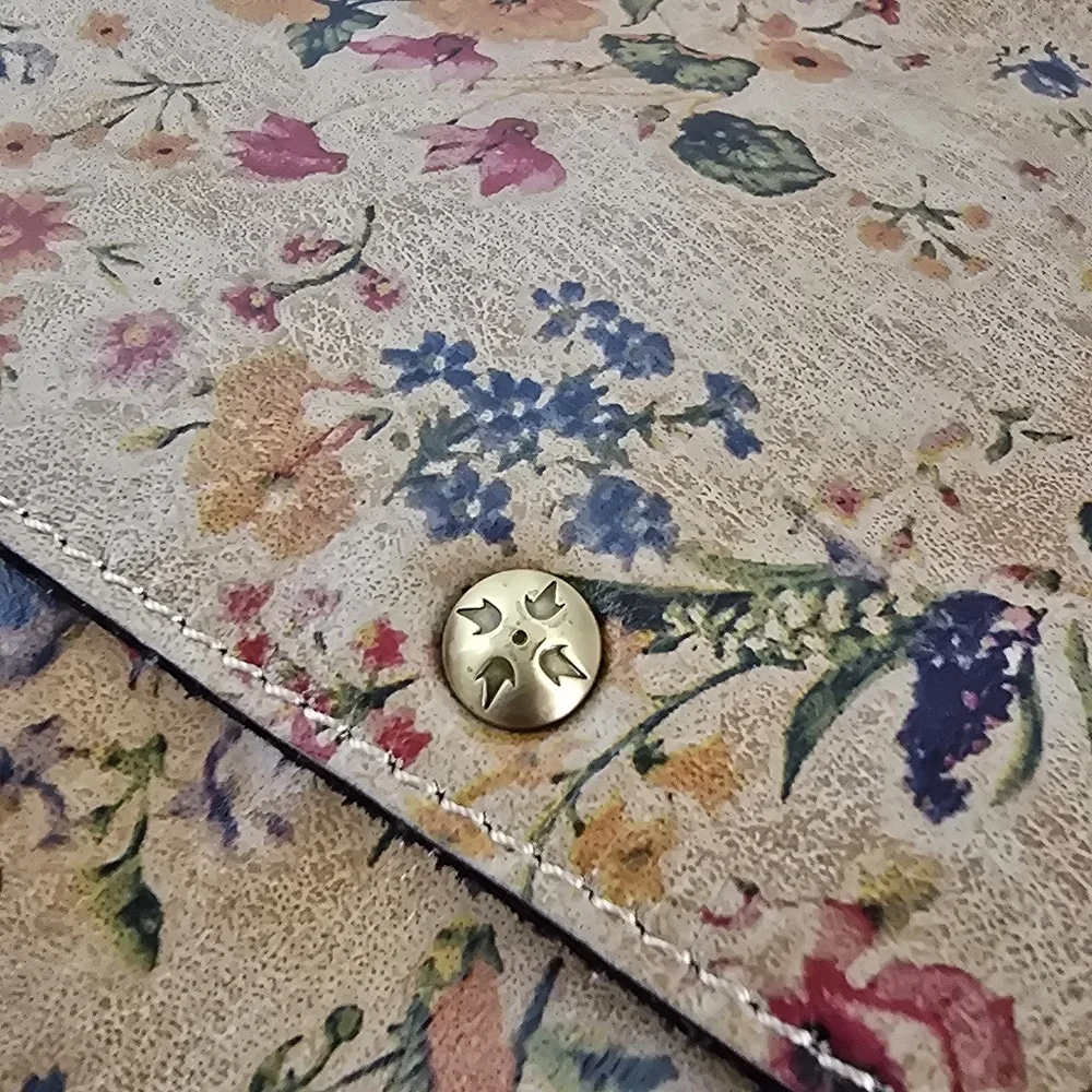 Patricia Nash Leather Avellino Floral Medium Front Pocket Crossbody - Picture 14 of 16